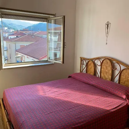 Casa Vicino Il Mare Apartment *
